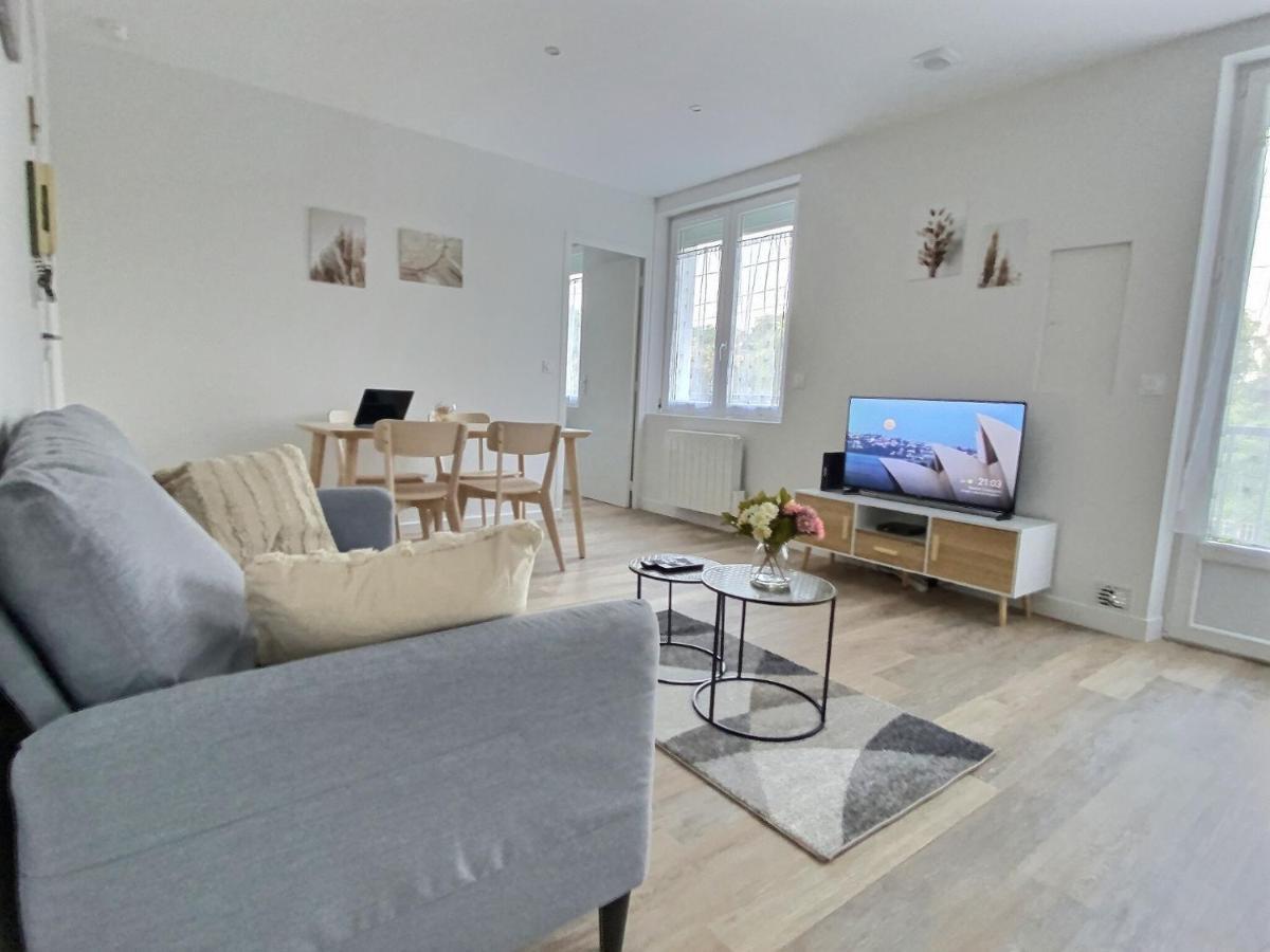 Cozy Appart' A Deux Pas De La Gare - Cozy Houses Palaiseau Kültér fotó