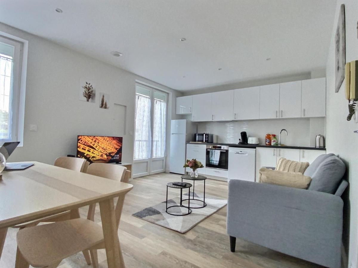 Cozy Appart' A Deux Pas De La Gare - Cozy Houses Palaiseau Kültér fotó